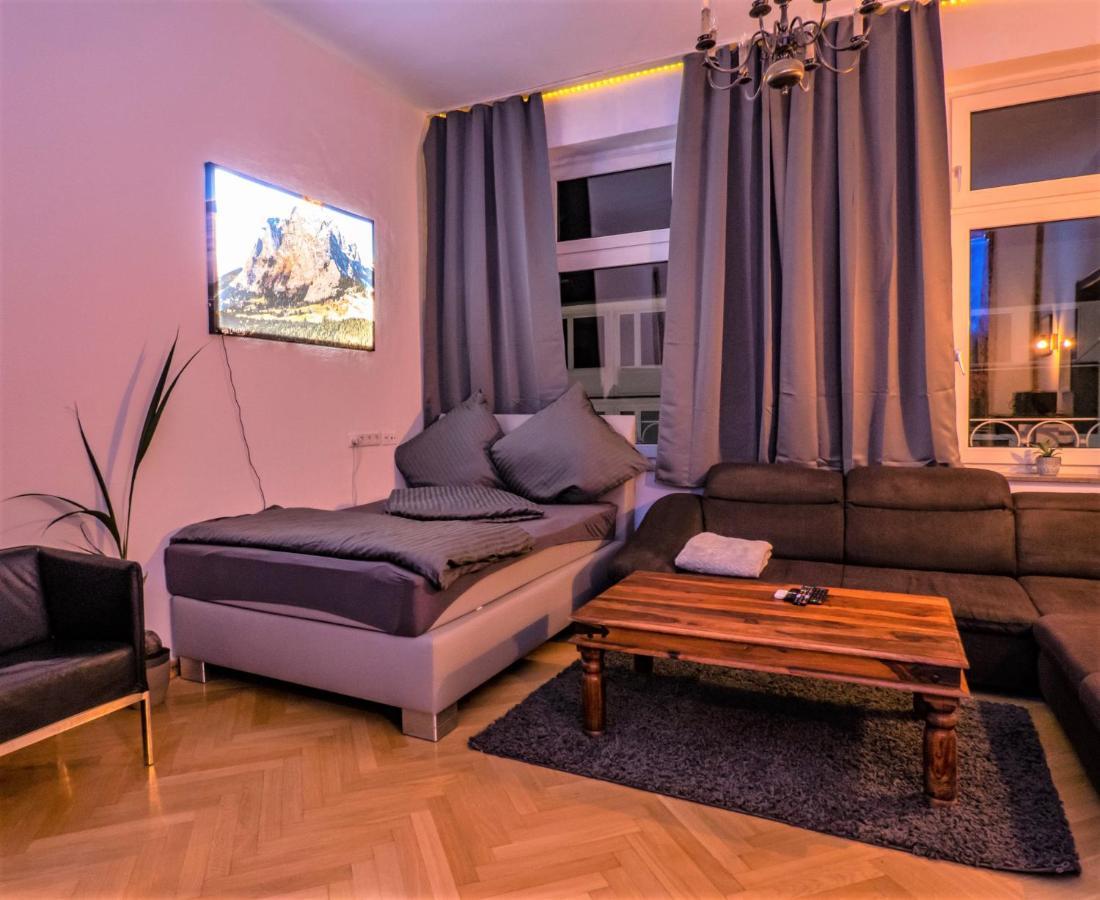 #213 Lux-Room - Zentrum Neuss - Naehe Duesseldorf Messe Mit Netflix & Prime Kültér fotó
